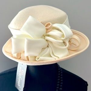 NWT Deborah Fashions cream/ivory special event hat church, Kentucky Derby bow